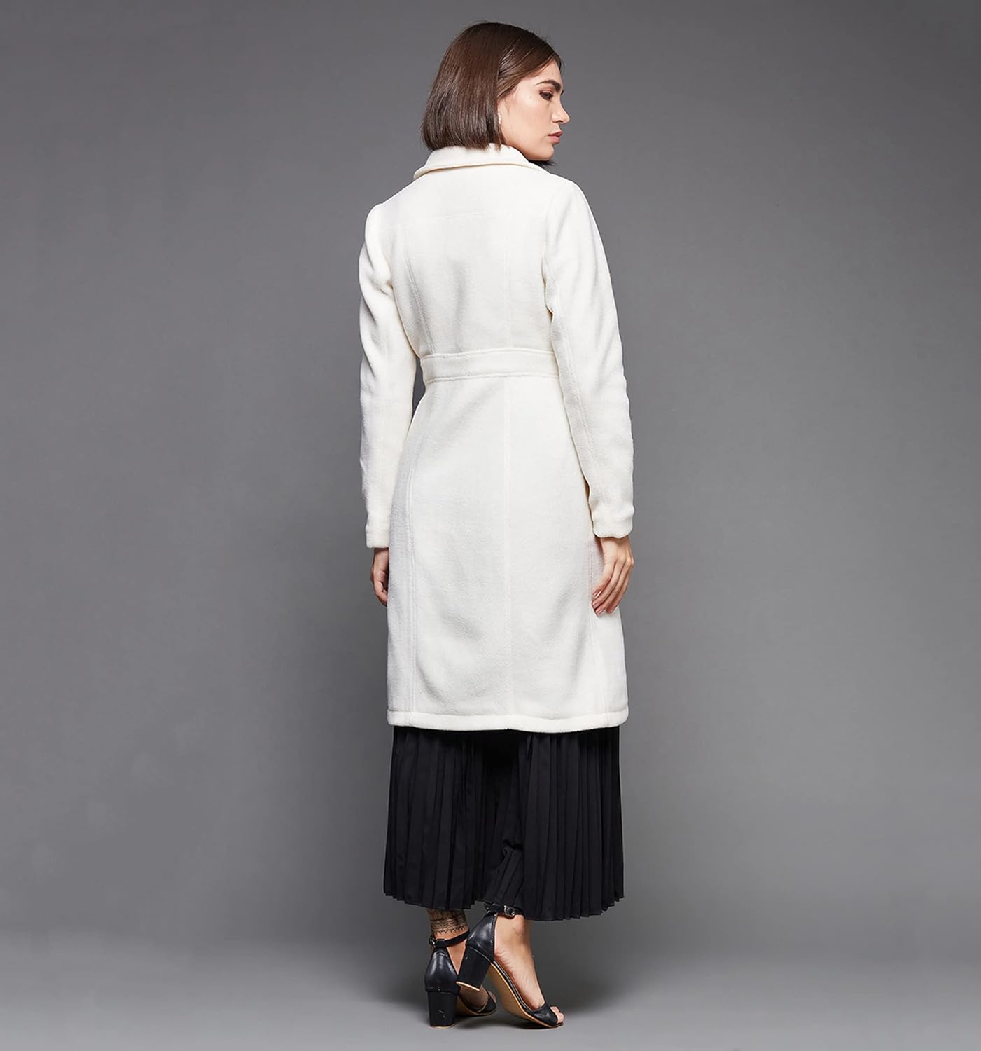 Women's Off White Solid Shirt Collar Full Sleeves Polyester Winter Wear Jacket - Image 3