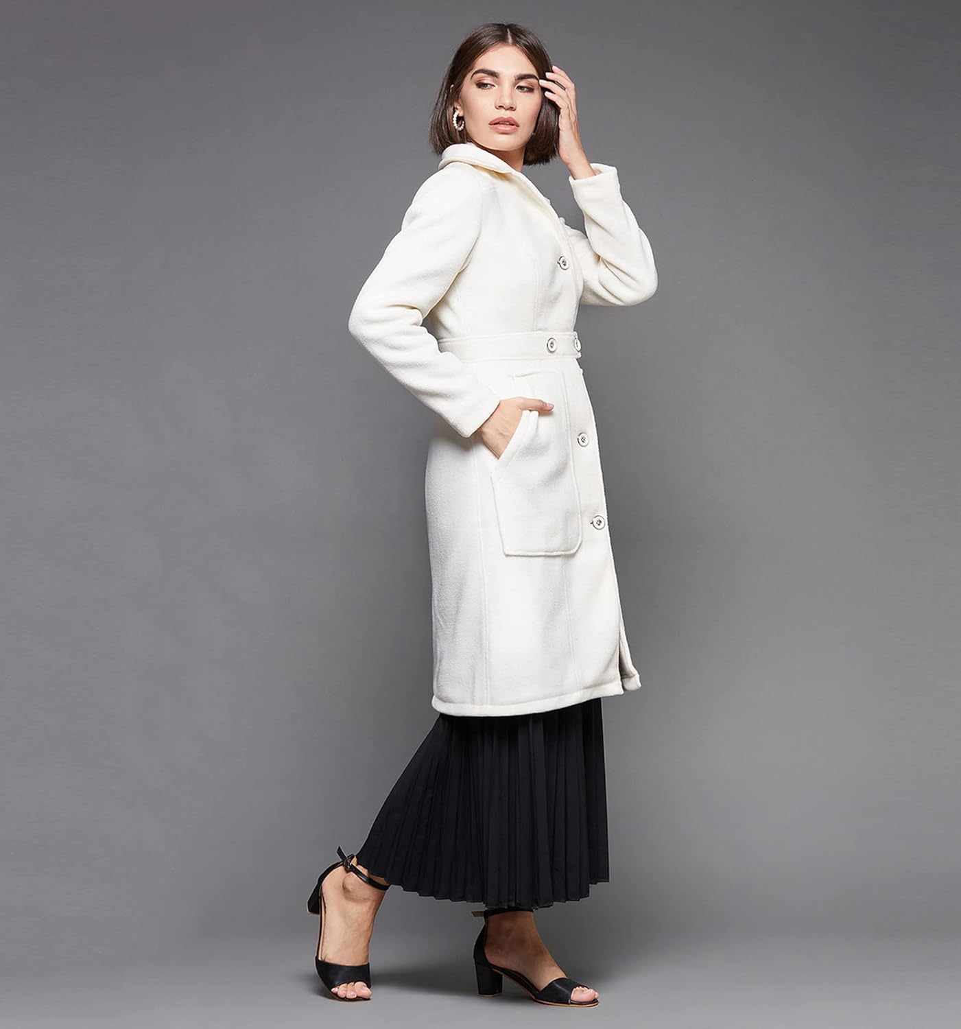 Women's Off White Solid Shirt Collar Full Sleeves Polyester Winter Wear Jacket - Image 2