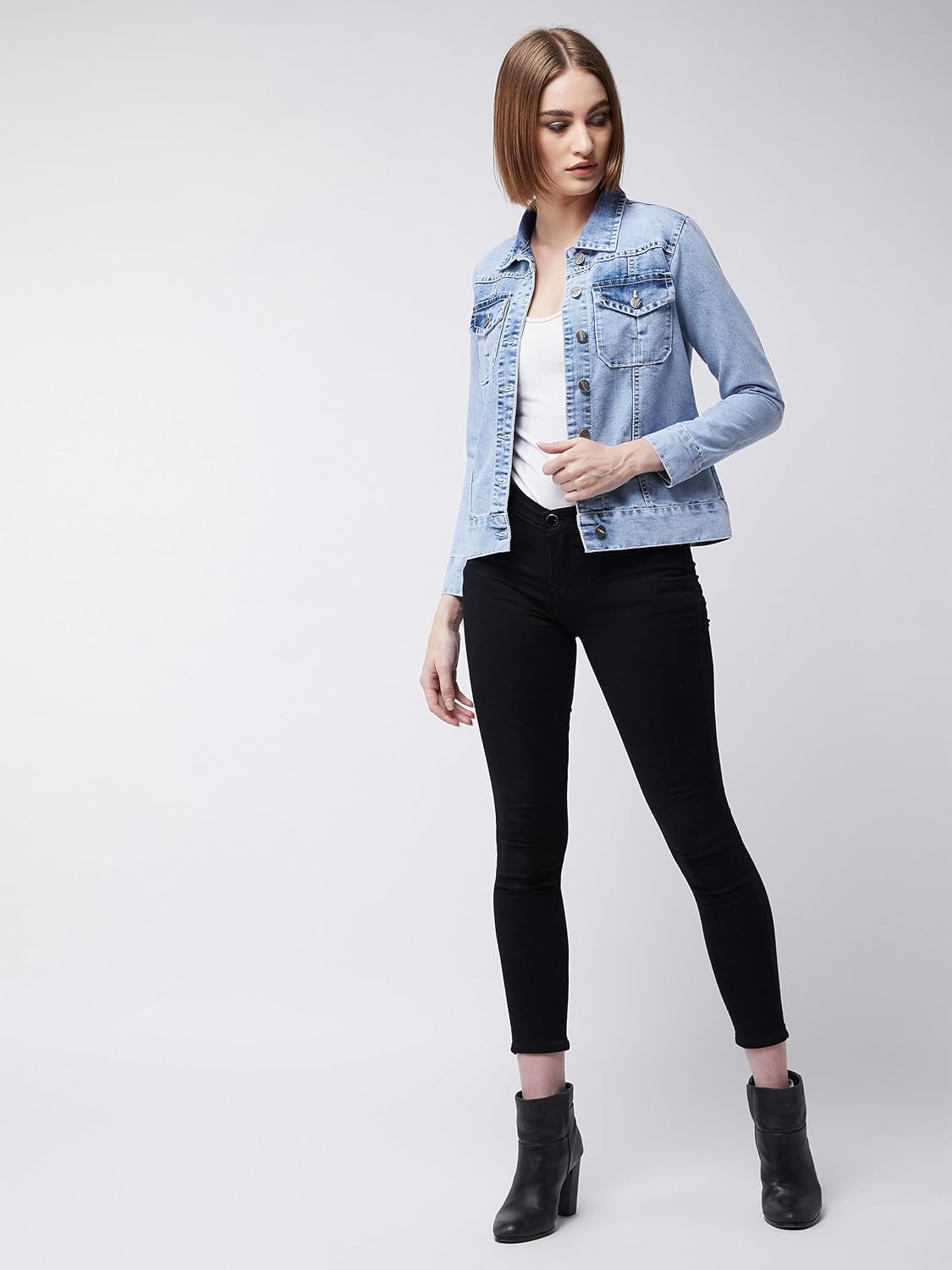 Women's Cotton Blend Collared Full Sleeves Solid Buttoned Short Length Denim Jacket - Image 4